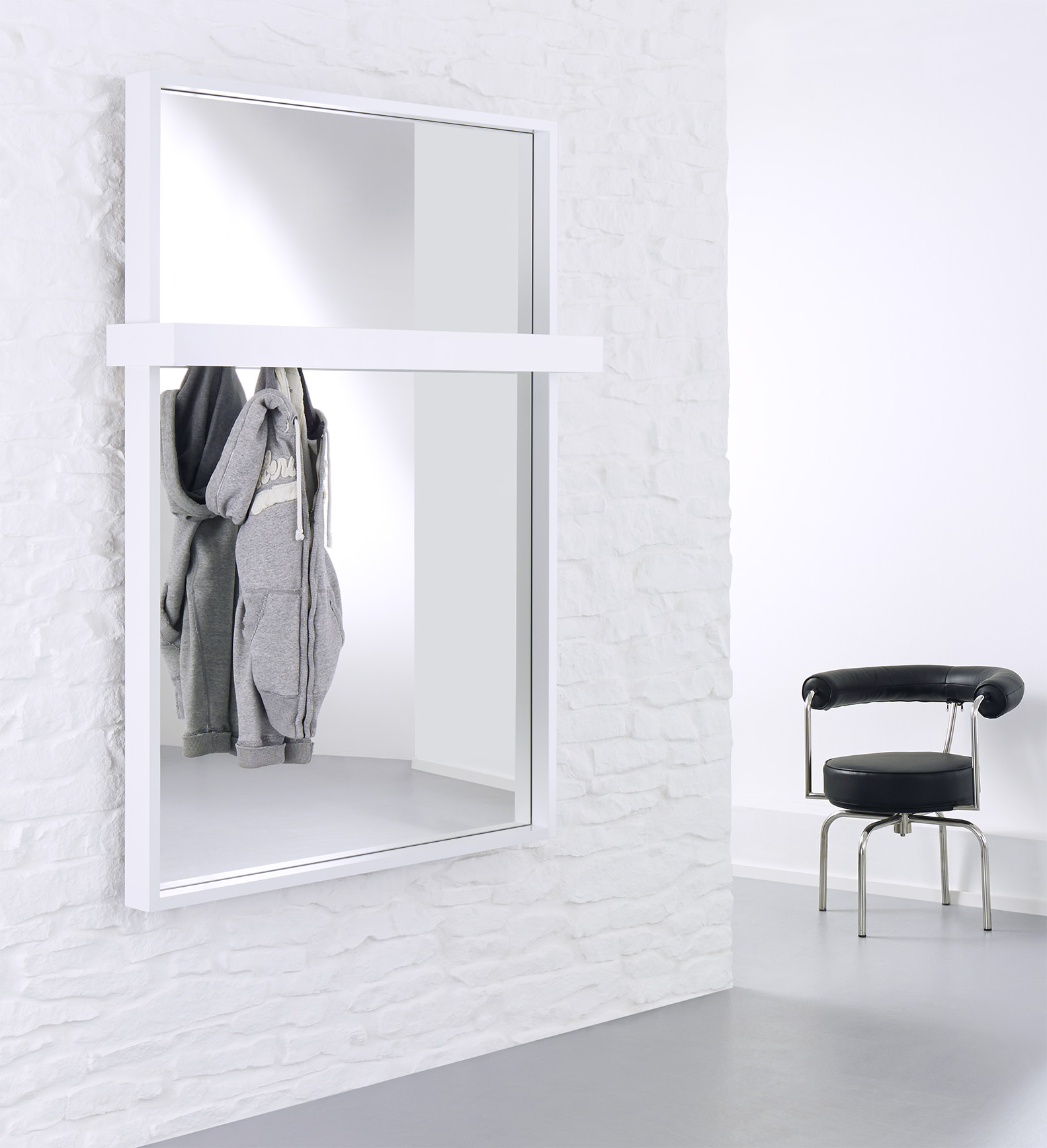 Spiegelwandgarderobe weiss 1100x1600x80 BxHxT