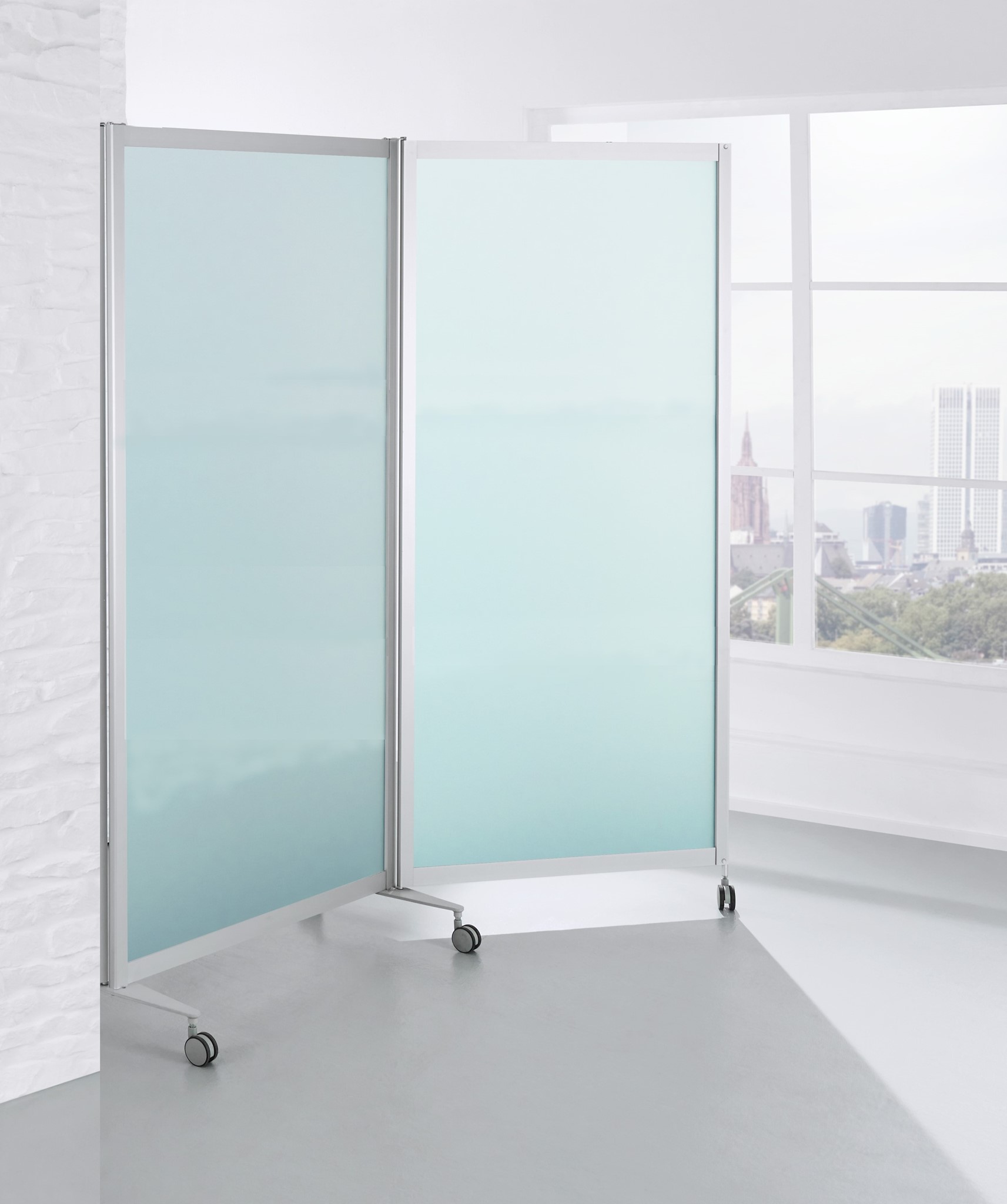 Mobile fahrbare L-Faltstellwände