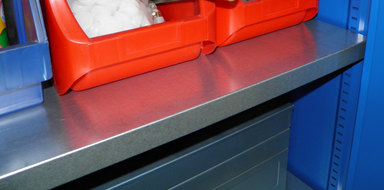 verzinkte Fachböden