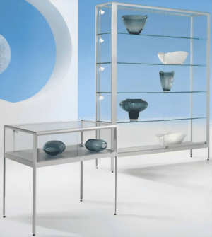 Standvitrine 1950x1200x500 mm HxBxT mit 5-seitiger ESG-Verglasung, eckige Profile